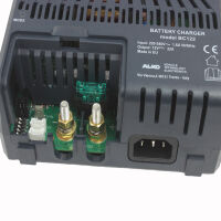 AL-KO BC122 12 Volt 22A Batterie Ladegerät  für LiFePO4 AGM Blei Gel mit Adapter für CBE CB516/CB522 für Wohnmobil, Wohnwagen, Van, Boot